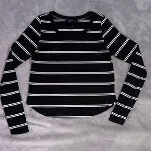 Long sleeve black/white top Size Small